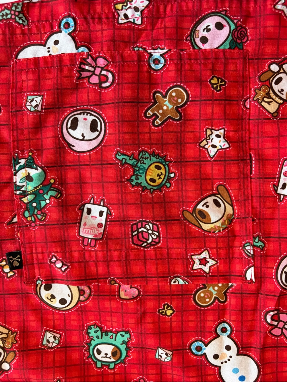 Tokidoki by Koi Holiday Character Scrub Top Women’s Medium Red Nurse Uniform - Picture 3 of 8
